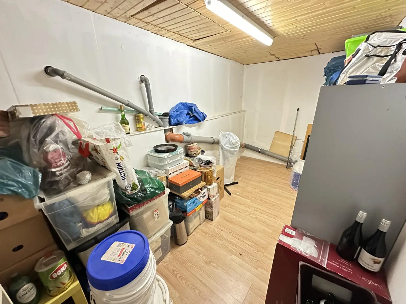 "Einfamilienhaus mit großem Grundstück in Schrattenberg"