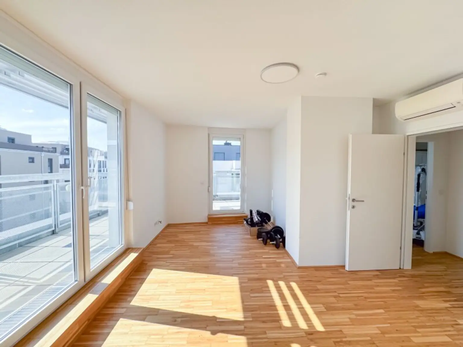 Exklusive 3-Zimmer-Maisonette mit traumhafter Terrassenfläche im Zentrum von Schwechat