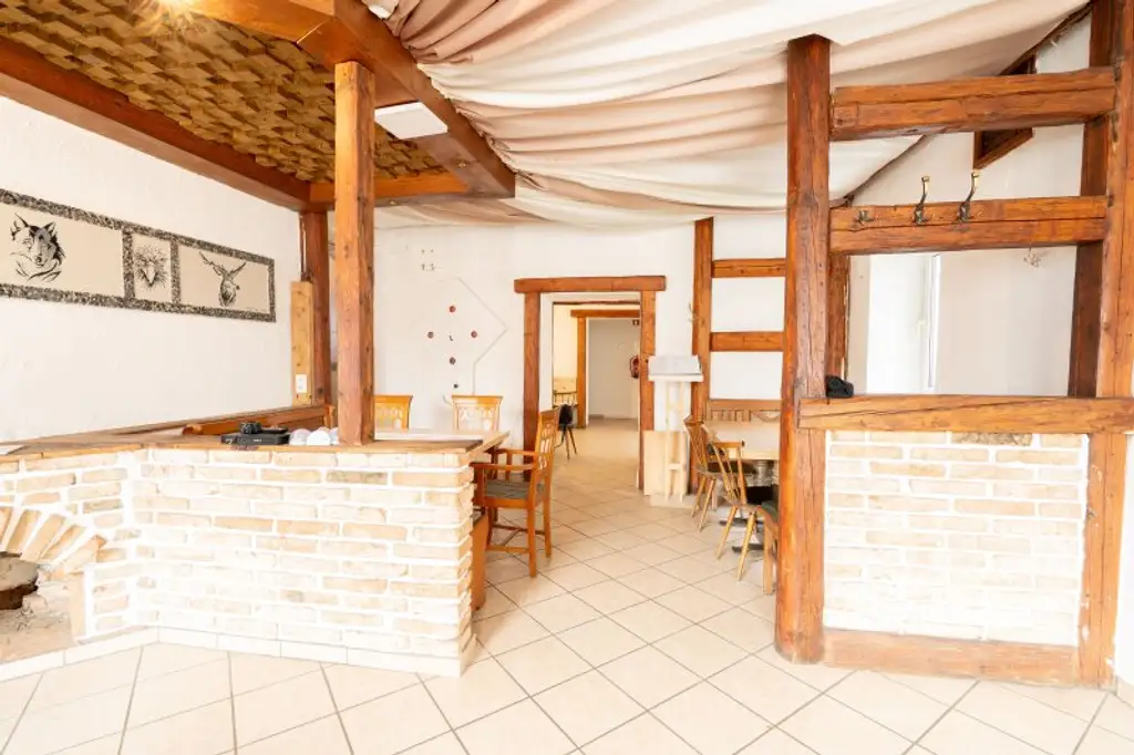 Neuhofen an der Krems, Haus mit Kleinwohnungen und Zimmer zu kaufen! PROVISIONSFREI