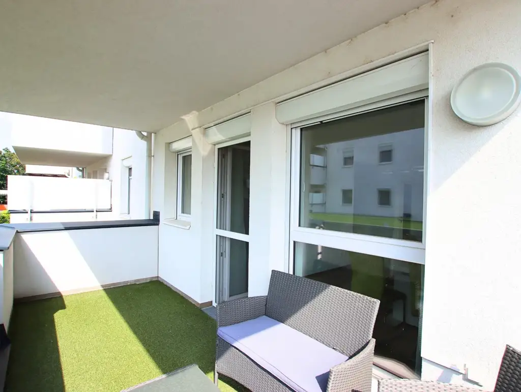 WIE NEU! Moderne 2 Zimmer Wohnung mit Loggia in Top Lage!