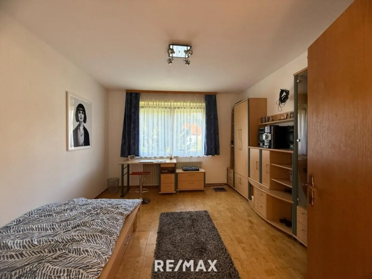 *** Gemeinschaftsprojekt oder Investment? Zwei Häuser, sechs Stellplätze, großes Grundstück in Toplage! ***