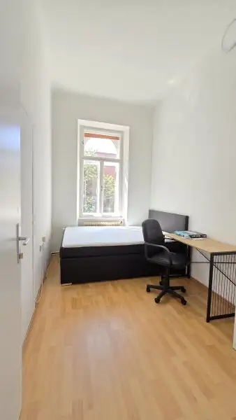 Vollmöbliert, All-inclusive Miete, Studentenzimmer in 4er WG