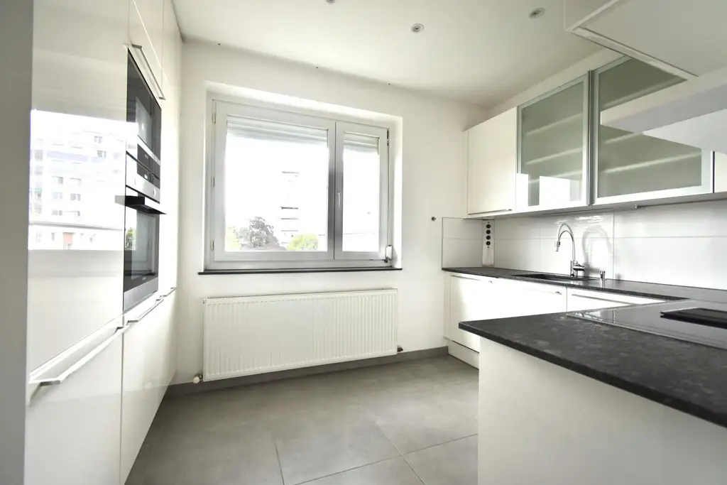 Sonnige 3-Zimmer-Wohnung mit moderner DAN-Küche und Balkon in zentraler Lage!
