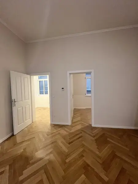 Charmante hofseitig ausgerichtete Erdgeschosswohnung mit Geschichte in direkter Praternähe