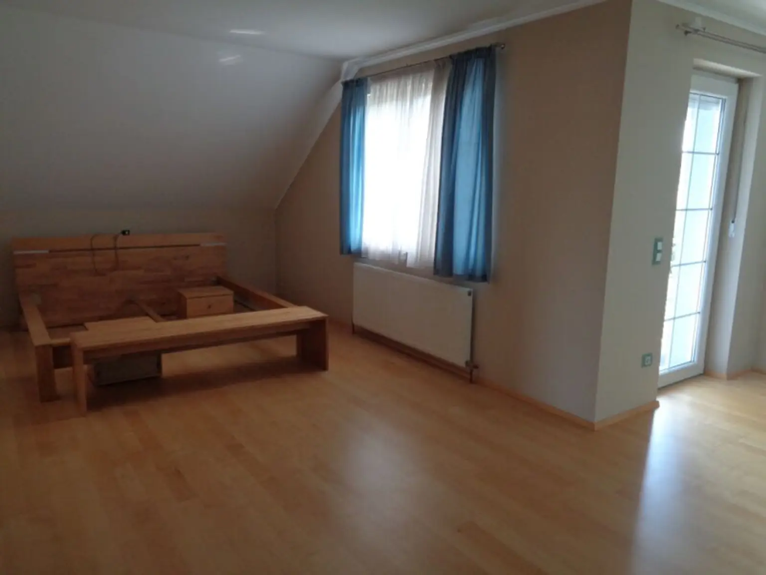 Wilfersdorf: A5 Anschluss: Mistelbach -Nähe: optimales Familienwohnhaus