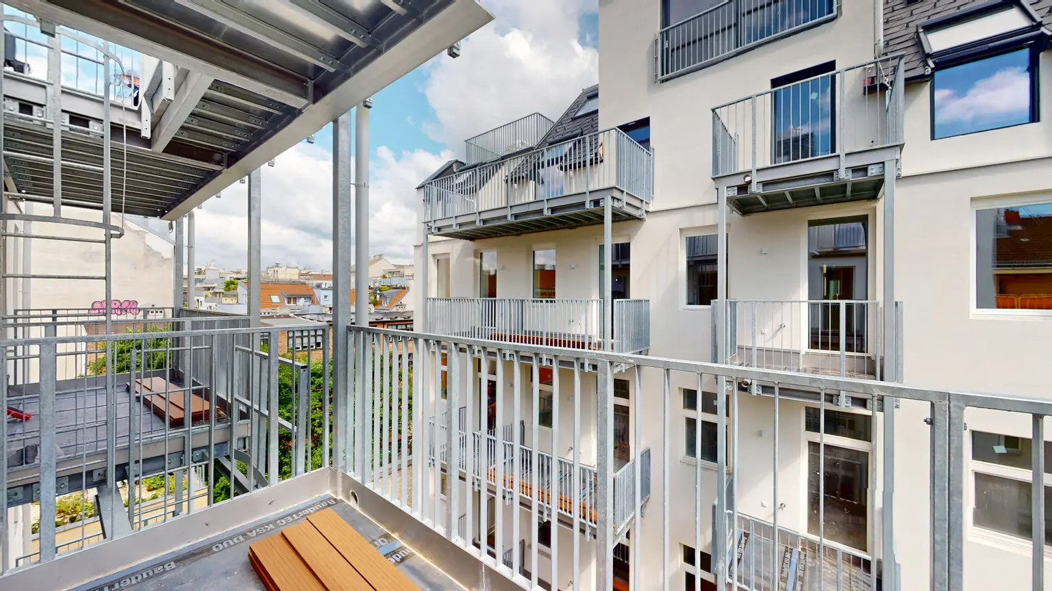 Helle 3-Zimmer-Wohnung mit Balkon im obersten Regelgeschoss