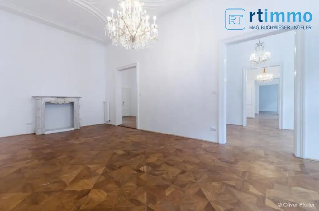 REPRÄSENTATIVE KLASSISCHE BEL ETAGE WOHNUNG IM BOTSCHAFTSVIERTEL