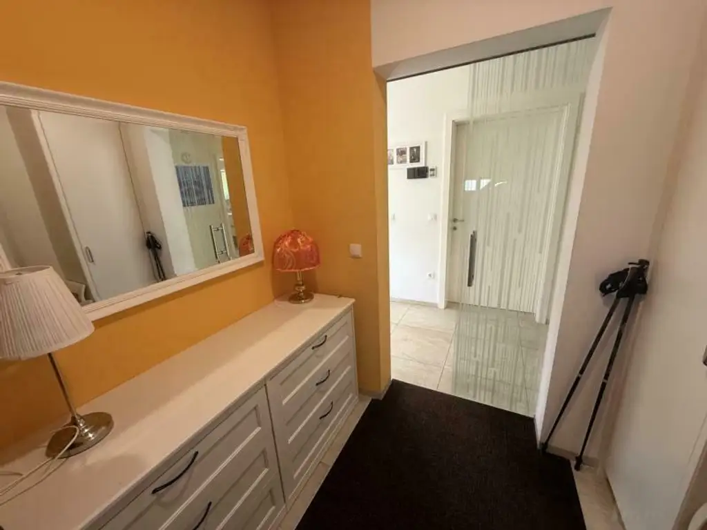 *** Eleganter und stilvoller Bungalow in begehrter Siedlungslage *** unmittelbare Nähe zur Stadt Feldbach ***