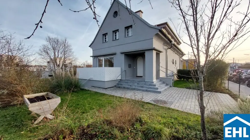 Familientraum - Doppelhaushälfte mit großem Garten am Rosenhügel!