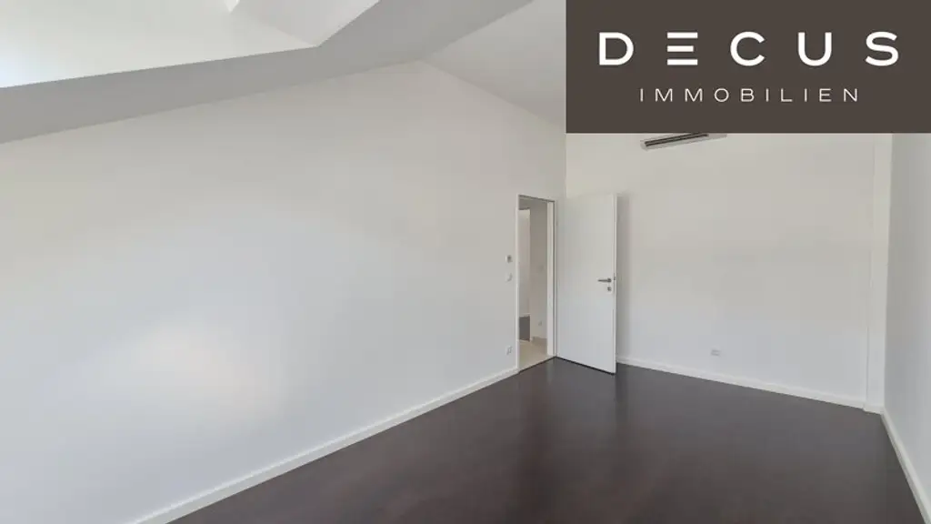 | DACHTERRASSE | ERSTBEZUG NACH SANIERUNG | 4 ZIMMER |