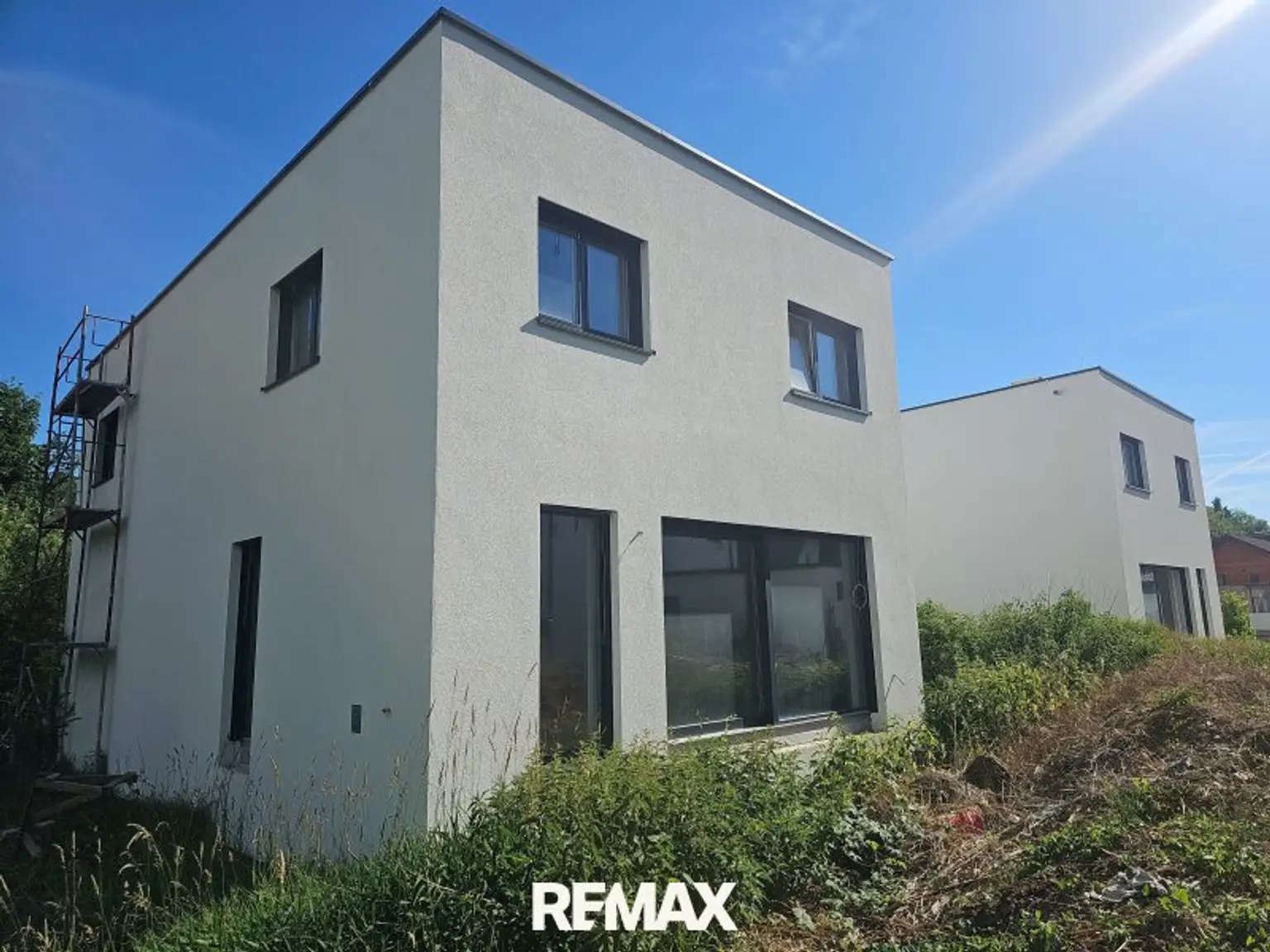 Moderne Doppelhaushälfte mit Einfamilienhauscharakter in Achleiten-Kematen a.d. Krems – Erstbezug, 145m², 399.000€