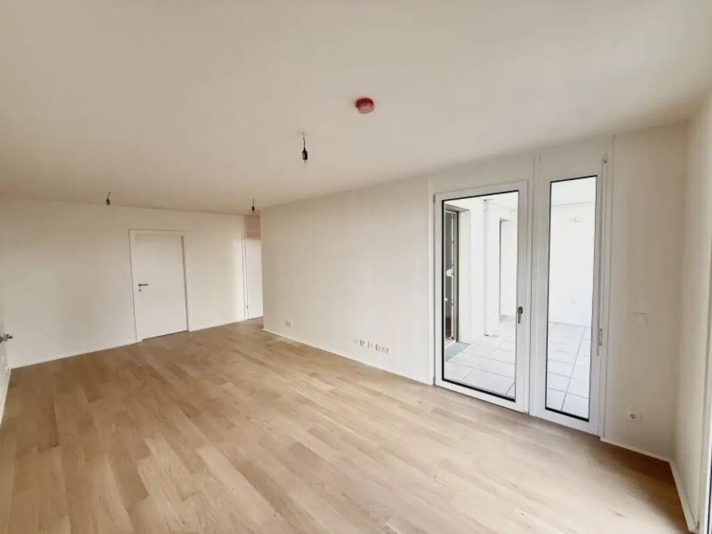 Tolle 3-Zimmer Wohnung in traumhafter Lage nahe dem Kagraner Platz! Erstbezug auf Eigengrund, provisionsfrei und fertiggestellt