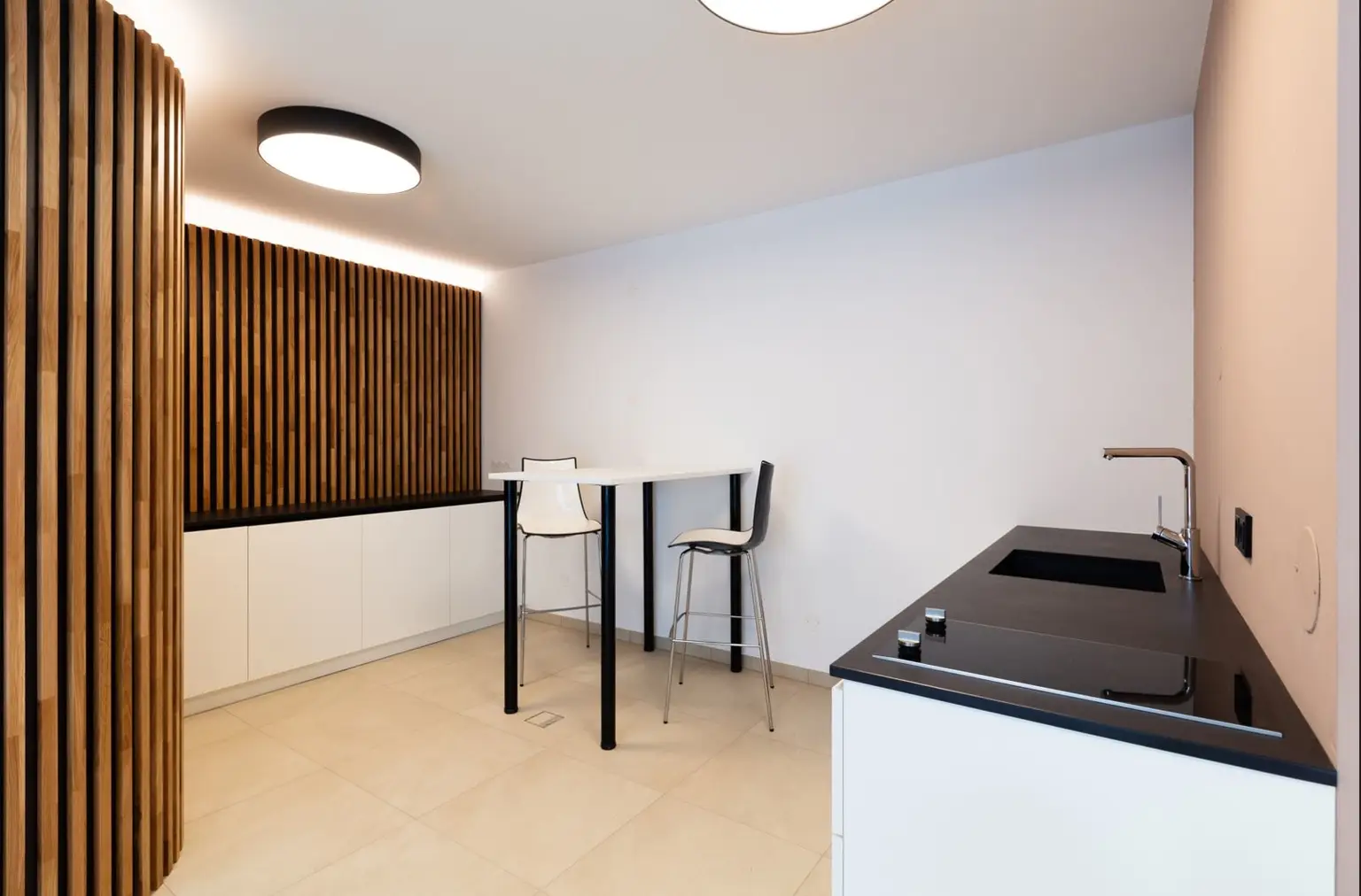 Dachgeschoss-Maisonette mit Garten direkt bei U1 Hauptbahnhof - Neubau Erstbezug + Jahreskarte Öffis