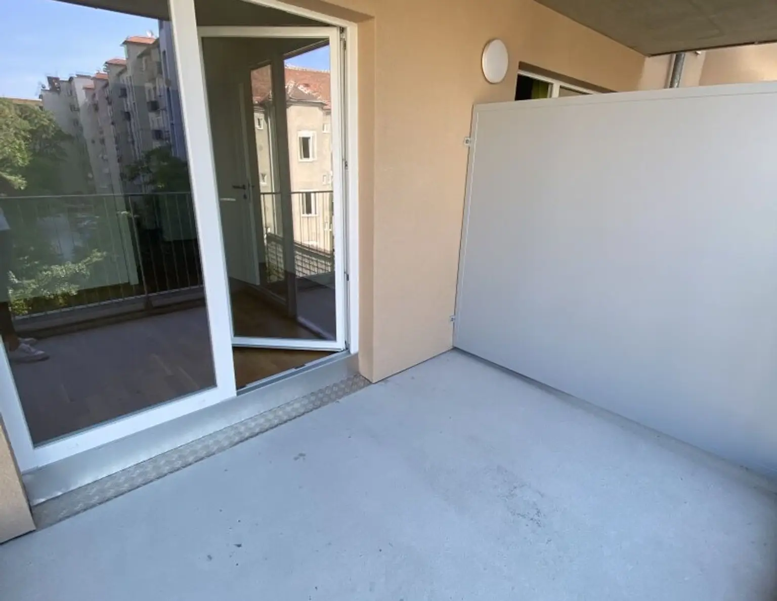 Traumhafte 2-Zimmer-Neubauwohnung mit herrlichem Balkon und bester Verkehrsanbindung