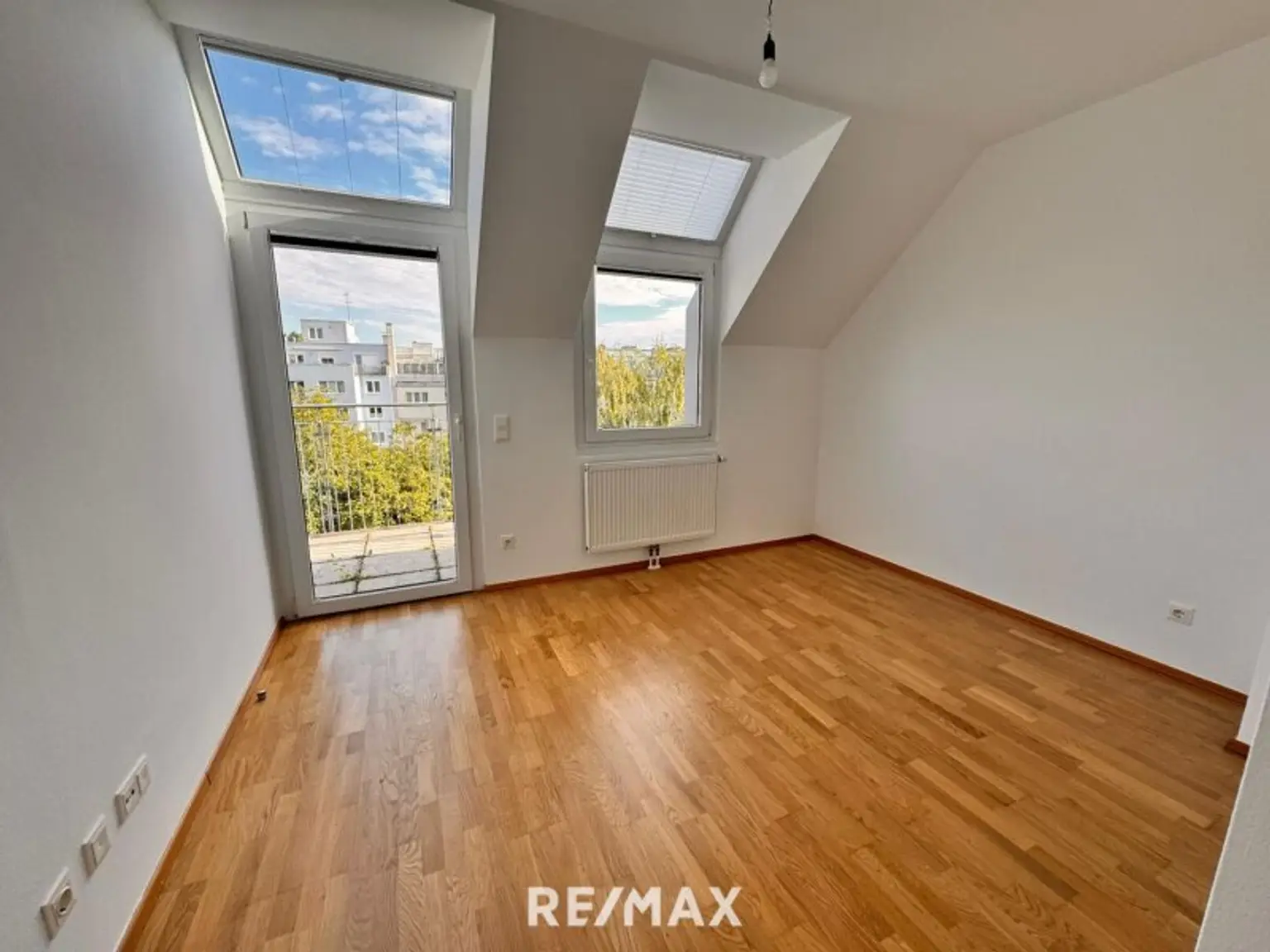 Wohnen in Döbling: Helle 3-Zimmer-Wohnung mit Balkon und Terrasse