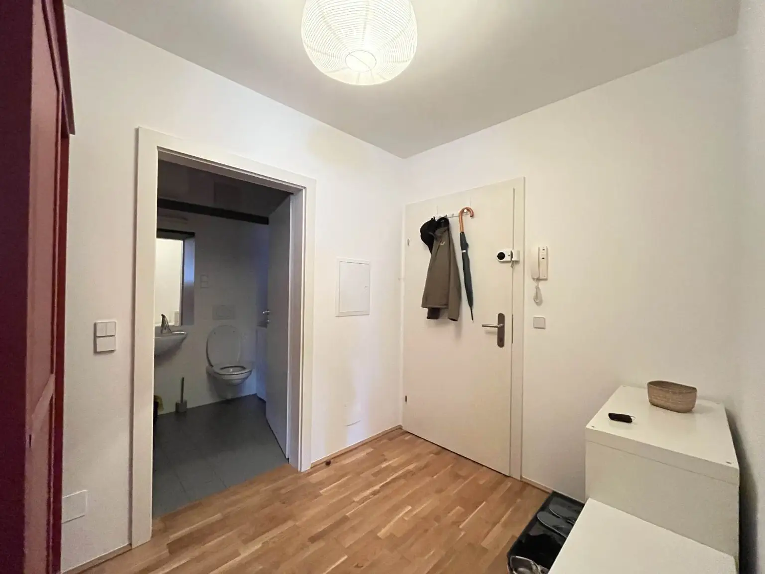 Unbefristet vermietete 2-Zimmer-Wohnung in super Lage -
mit ca. 3,4 % Bruttoanfangsrendite!