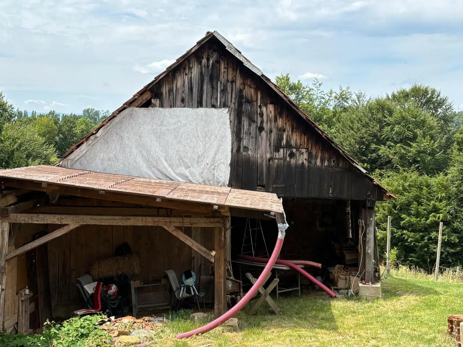SLOWENIEN!!! Schönes Einfamilienhaus in toller Lage mit großem Grund und Wald