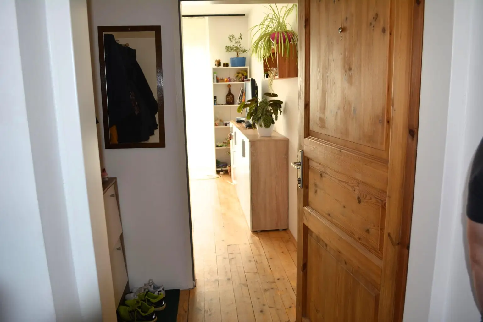 2 Raum Wohnung mit Balkon
