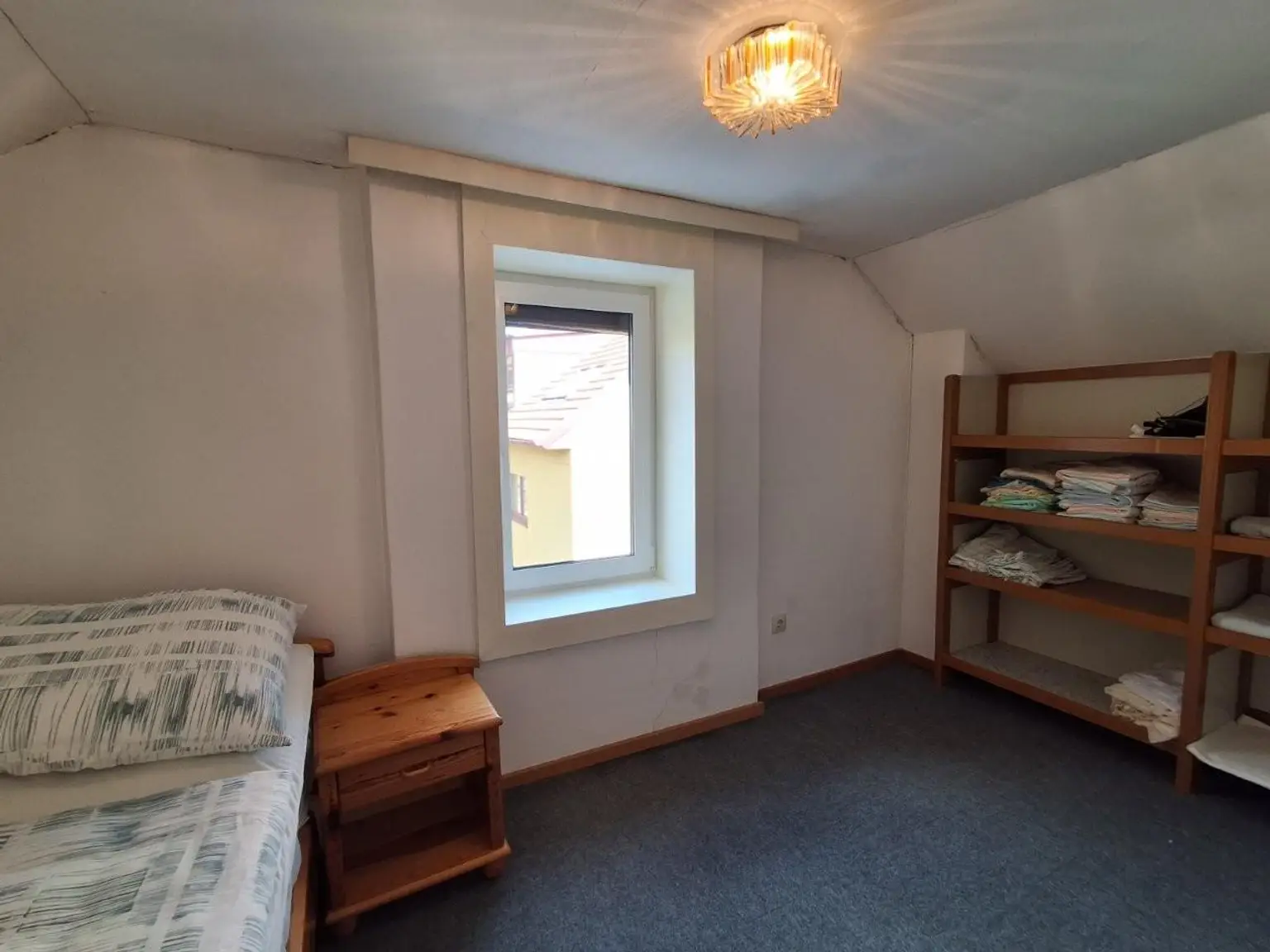 16 Mansardenzimmer EFH 1220