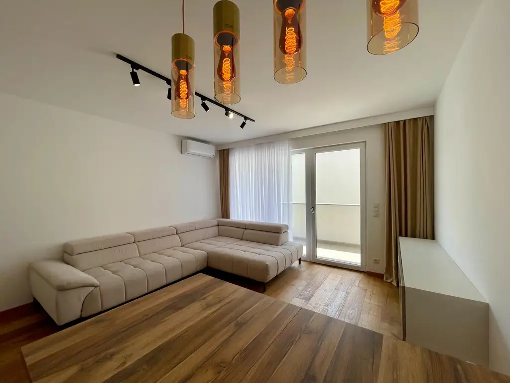 " Wohlfühlwohnung mit Balkon und Stil!"