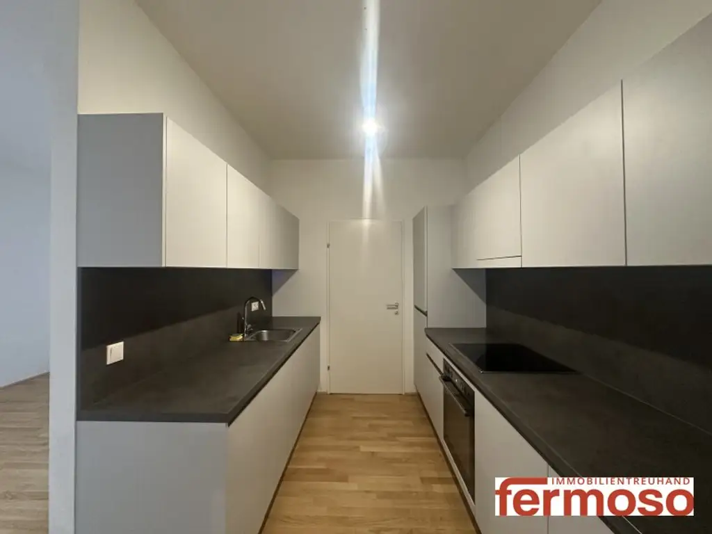 Neuwertige 2-Zimmer-Wohnung mit Garten und Loggia im Herzen von 1210 Wien!
