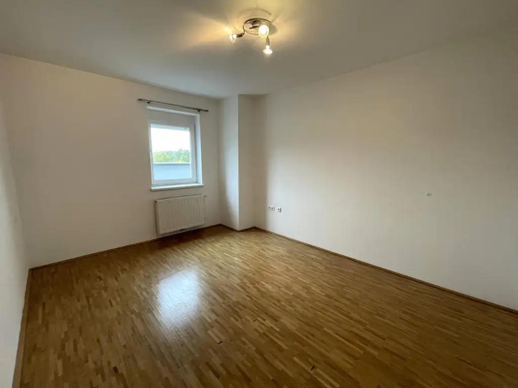 Großzügige Dachgeschosswohnung mit traumhafter Dachterrasse