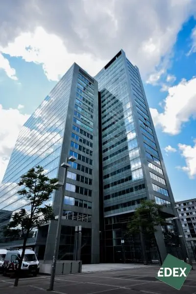 Modernes Arbeiten im Ares Tower!