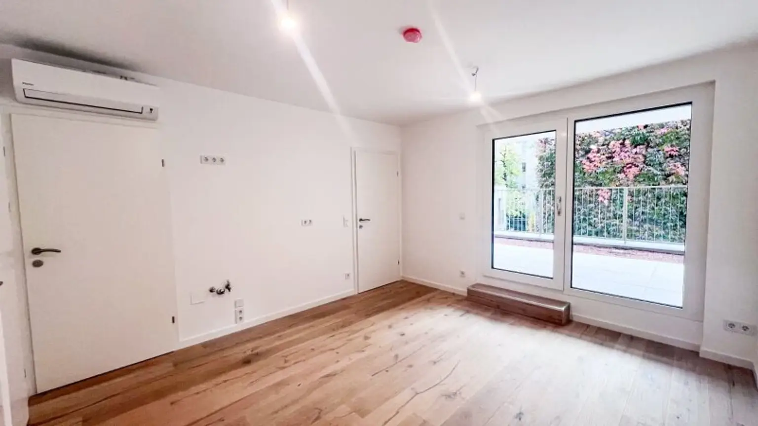 KLEINER 2-ZIMMER TRAUM MIT GROSSZÜGIGER FREIFLÄCHE