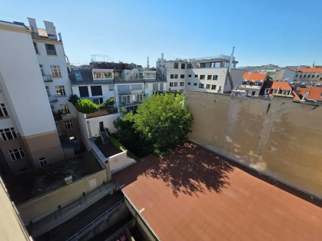 Helle Citywohnung mit Ausblick – Möbliertes 1-Zimmer-Apartment nahe Naschmarkt