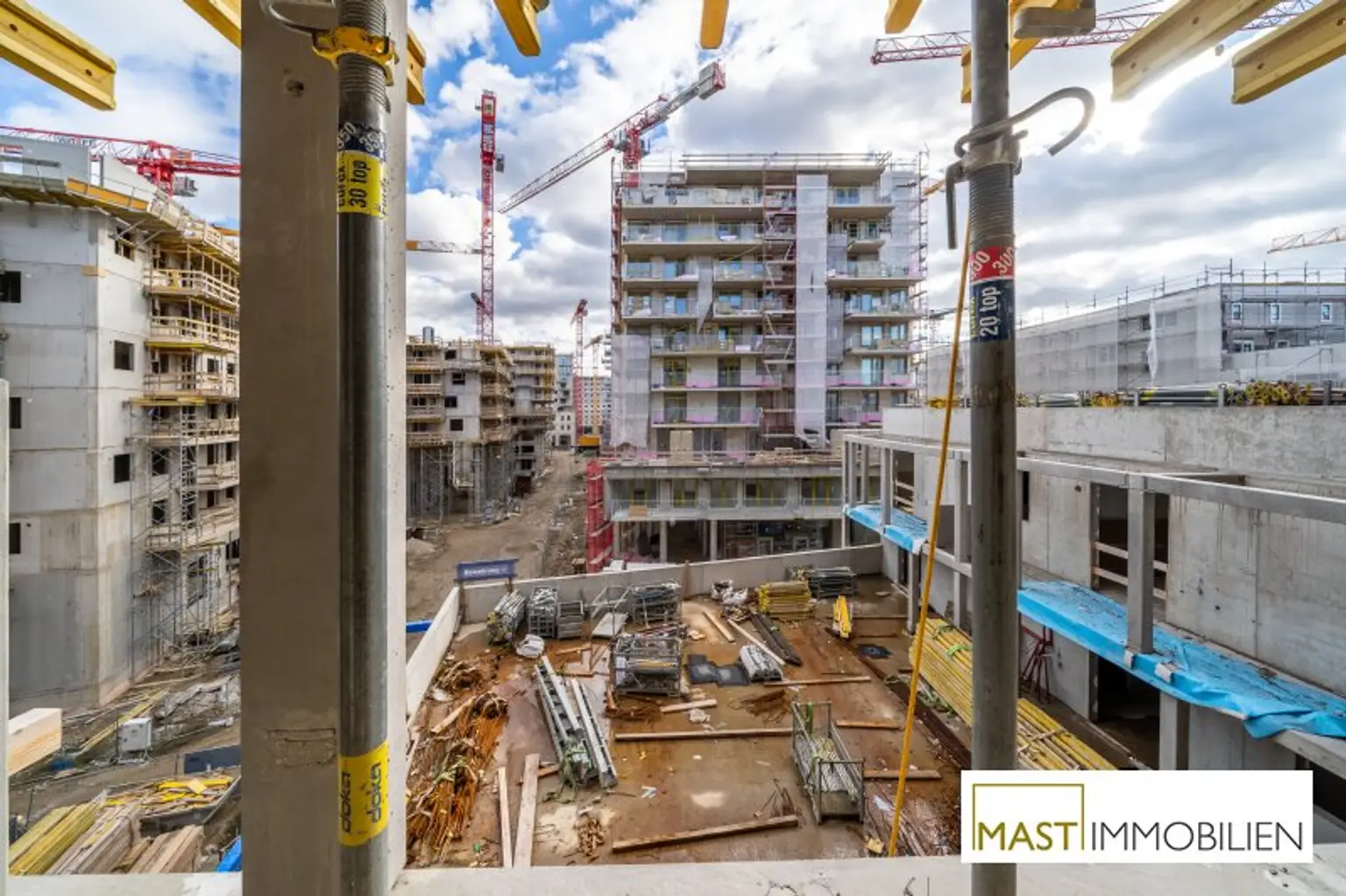 *Provisionsfrei* 3 Zimmer Wohnung mit zwei Balkonen! - Beziehbar Ende 2026!