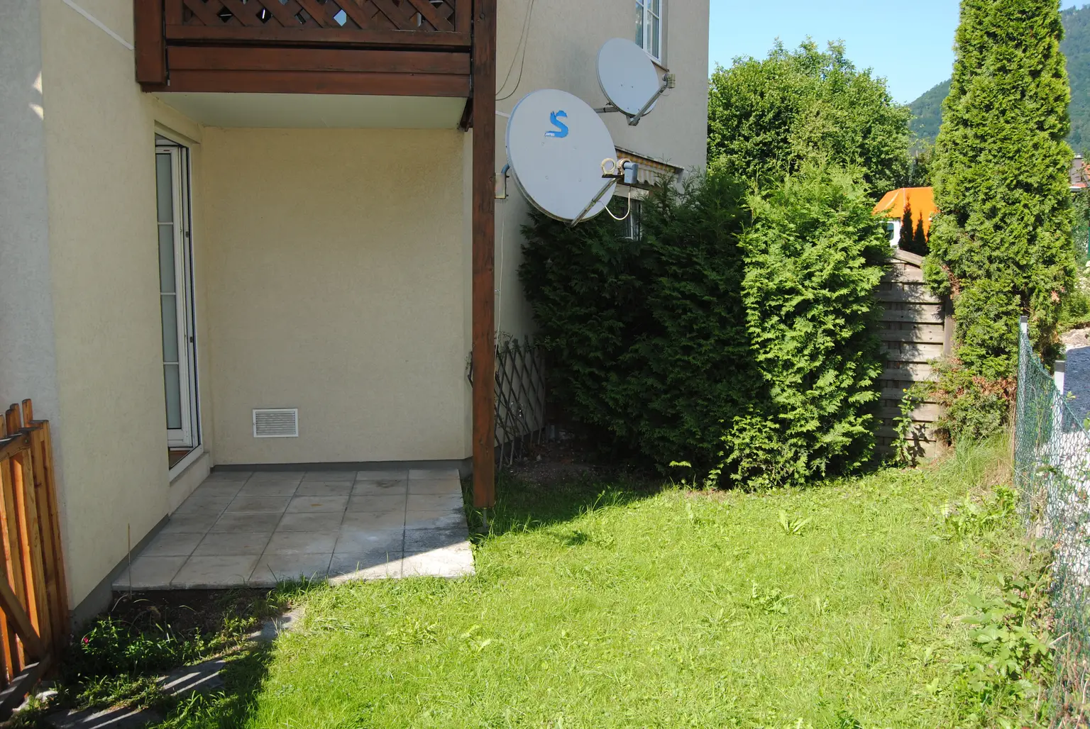 "AIGEN - Kleine gemütliche 2 Zimmer Wohnung mit Garten und PKW-Stellplatz"