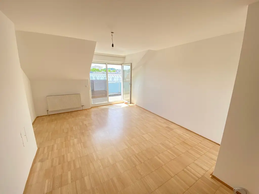 3 ZIMMERWOHNUNG MIT BALKON UND TG-STELLPLATZ NÄHE UNION KREUZUNG