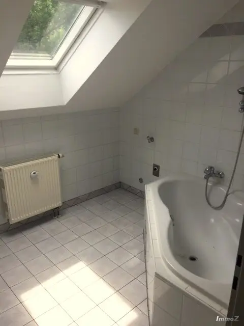 Bad mit Eckbadewanne...