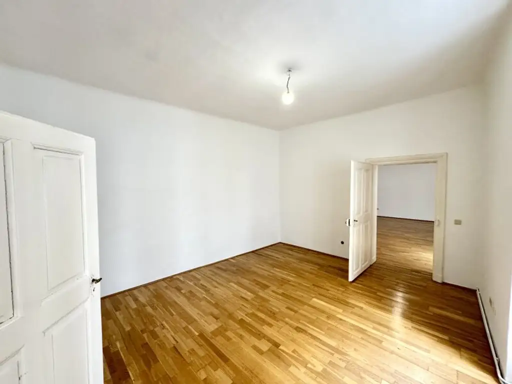 NEU! Geräumige 2,5-Zimmerwohnung im Beethovenhaus zu vermieten!