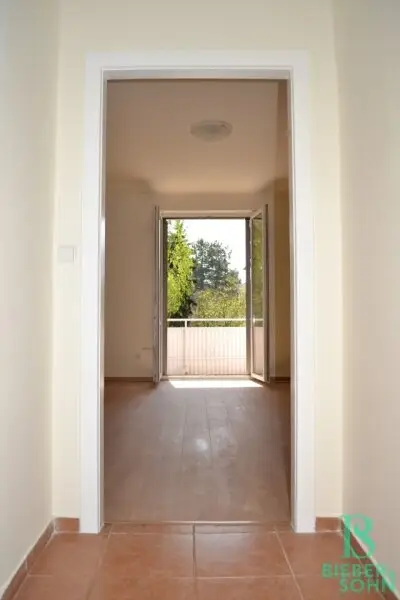 Vorraum/Blick Zimmer