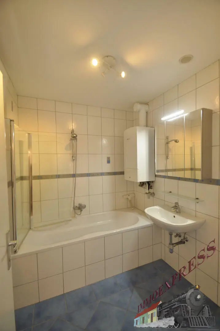 Sehr schöne 2 bis 3 Zimmerwohnung in Pressbaum Ortsteil Pfalzau mit Pergola