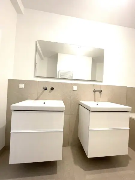 Prestige Living in Sievering: Großzügige Gartenwohnung mit Stil