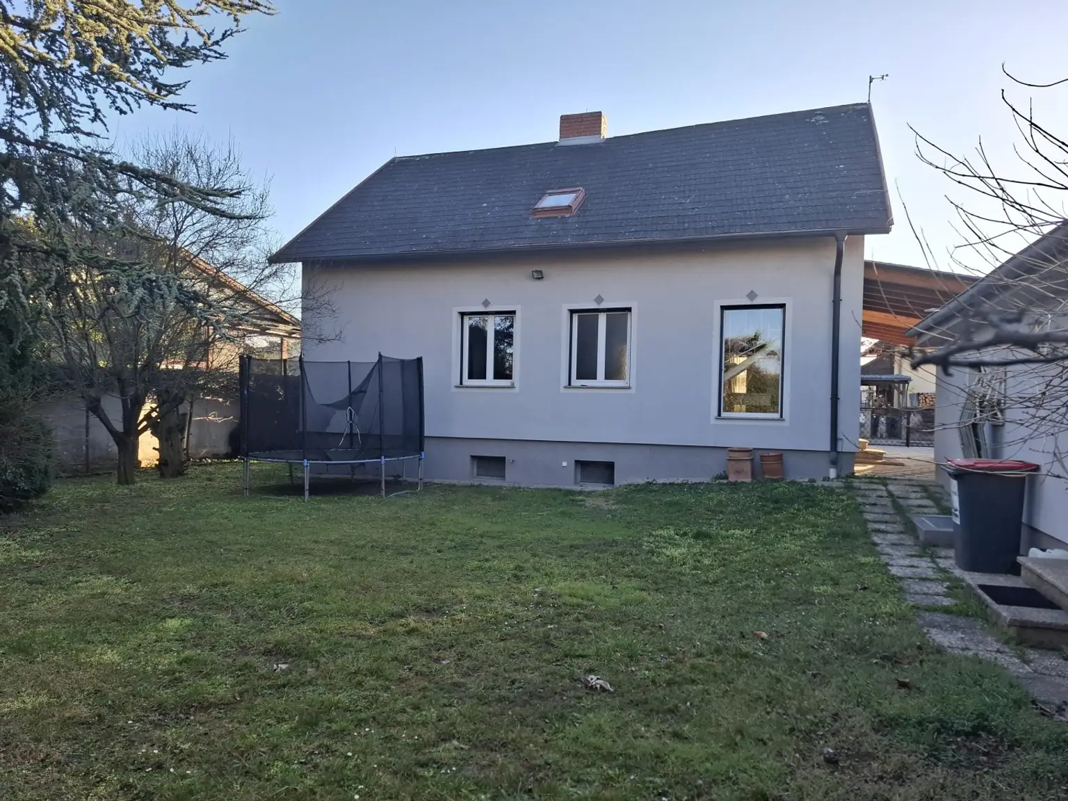 Einfamilienhaus mit Garten in Ruhelage