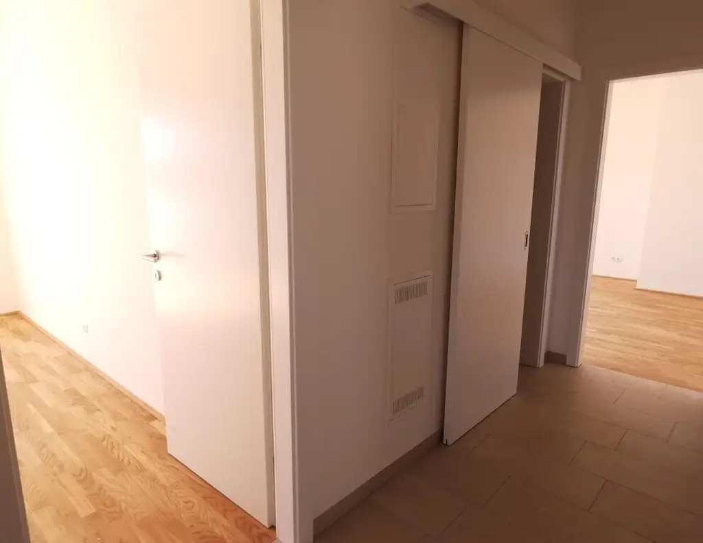 Erstbezug: Luxuriöse Terrassenwohnung mit Blick zur Mariatroster Basilika! SONDERAKTION: 35 % Anzahlung - Restkaufpreis in 5 Jahren