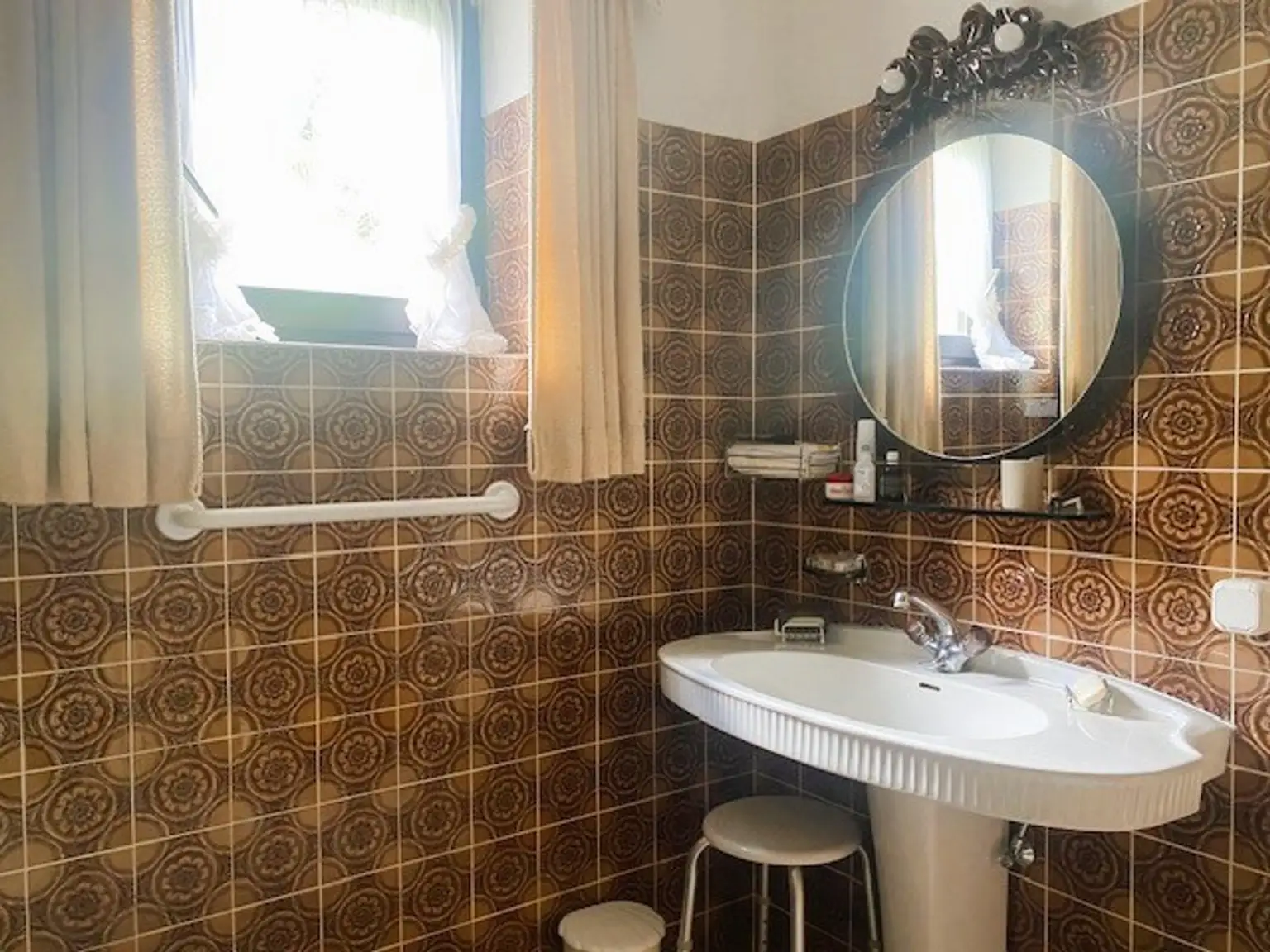 Badezimmer EG mit Badewanne