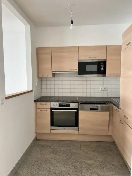 Sonnige 2-Zimmer Wohnung,  mit Loggia!