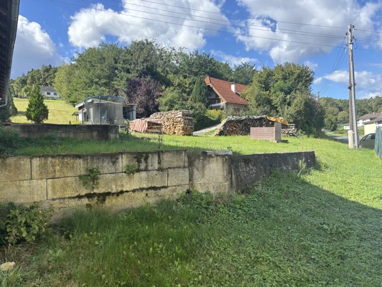 ** CHARMANTES ORIGINAL **  Olbendorf - gepflegter Vierkanthof in Ortslage mit ca. 1470 m2 Eigengrund !!