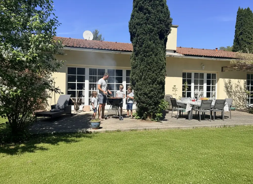 Traumhaftes Einfamilienhaus 160m², 4 Zimmer, Garage, Grillstelle in 3032 Hinterleiten, € 690.000!
