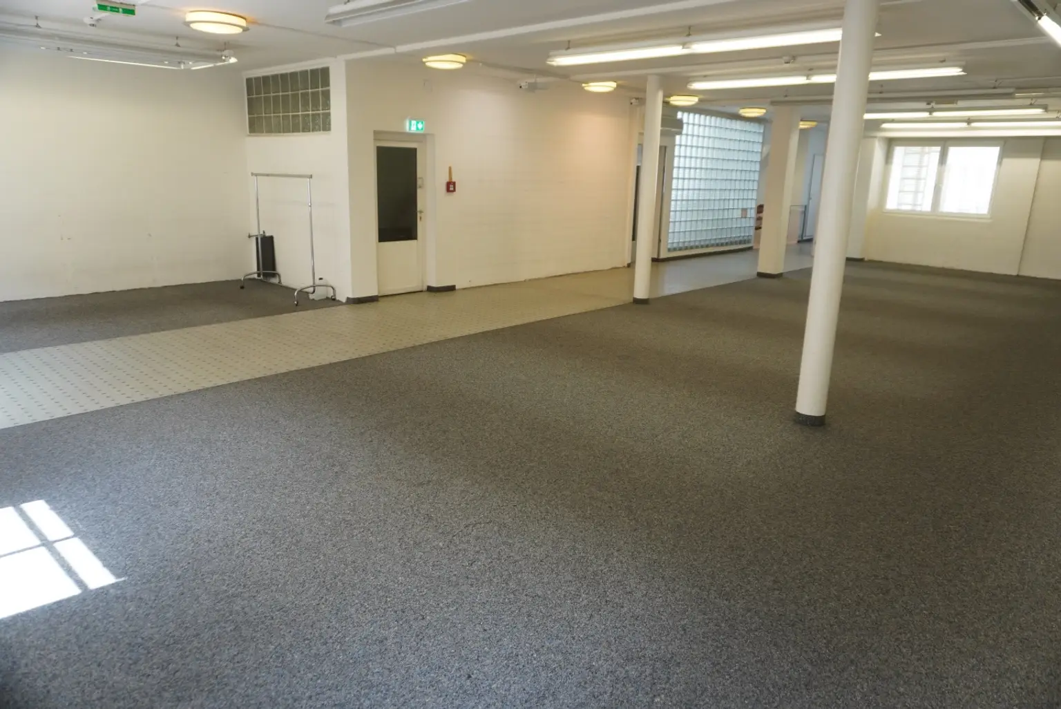 Verkaufsfläche OG mi