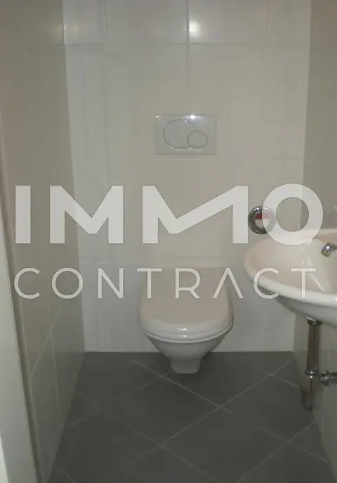 ** Ruhige 2-Zimmer Wohnung am Hauptplatz 15-16 , Top 18 **