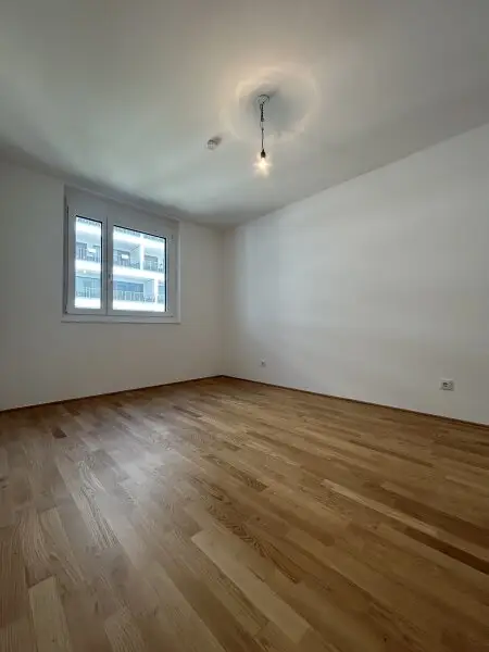 Moderne 2-Zimmer Wohnung in 1230 Wien – Erstbezug mit Balkon und Tiefgarage!