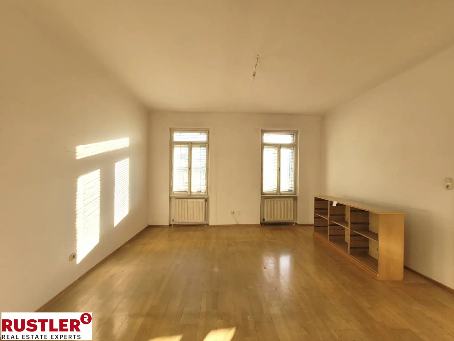 GUT GESCHNITTENE 3-ZIMMERWOHNUNG - IDEAL FÜR EINE WG!