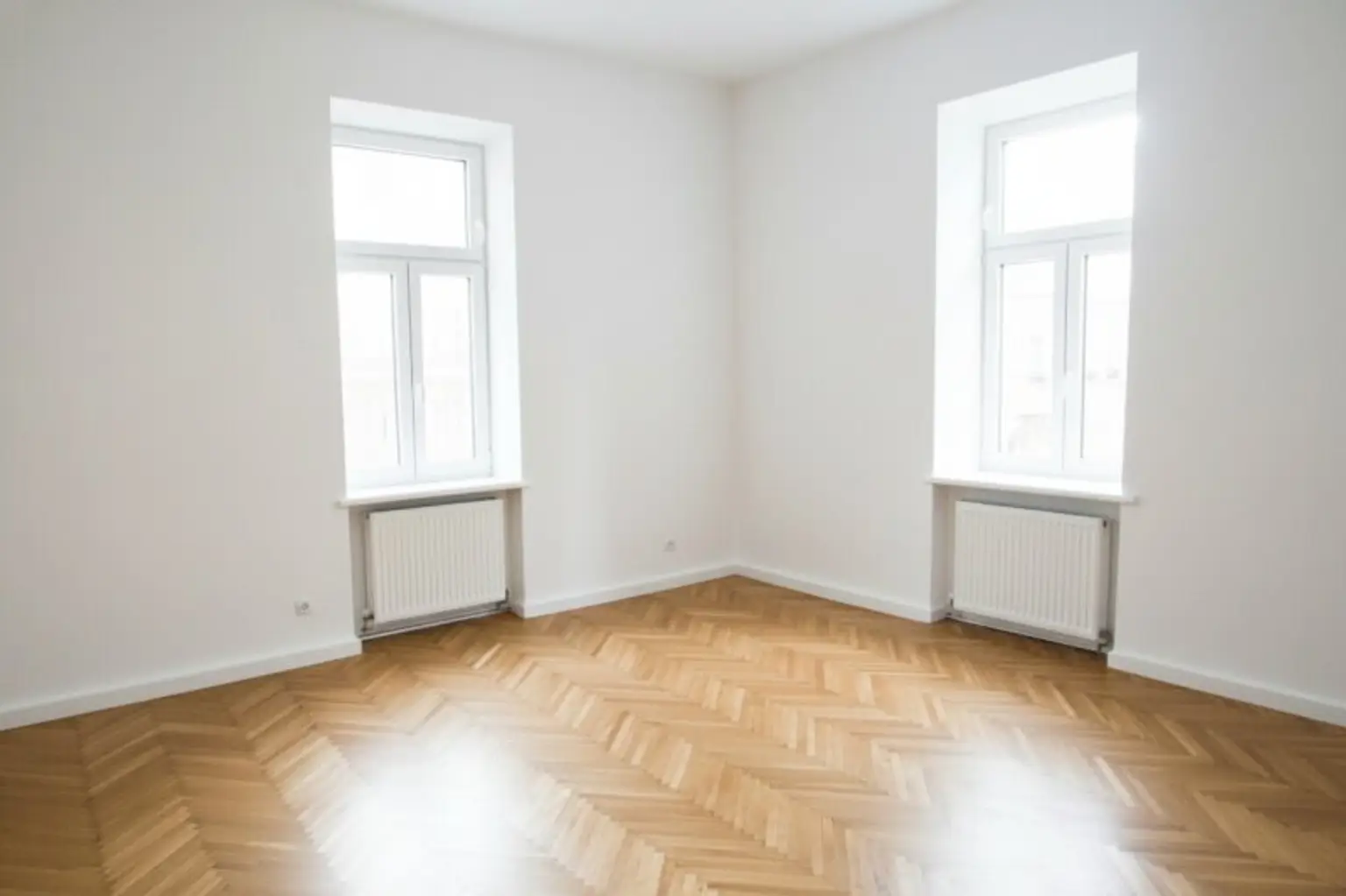 Sanierte helle Altbauwohnung - nähe U4 Hütteldorferstraße