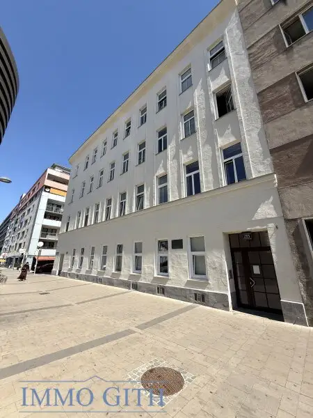 UNBEFRISTETE 2-ZIMMER-WOHNUNG MIT LIFT & U1 „ALTES LANDGUT“ VOR DER TÜR – 1100 WIEN ZU MIETEN!