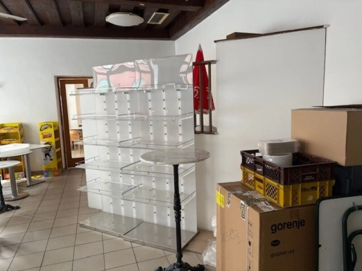 Cafe'-Bäckerei abzugeben !